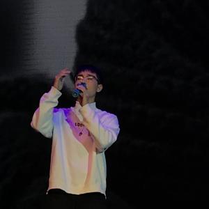 小舞❌爆乳❌无遮挡游戏
